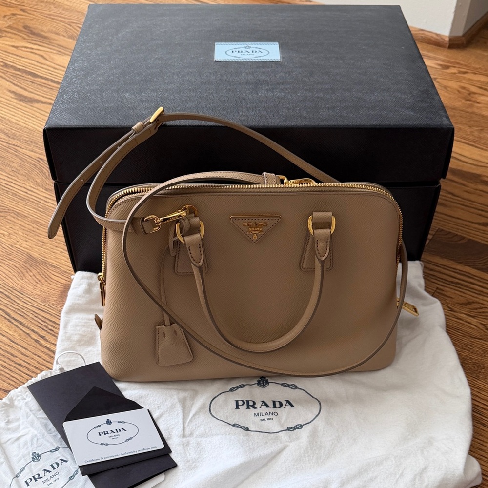 Prada Saffiano Lux  - Sabbia